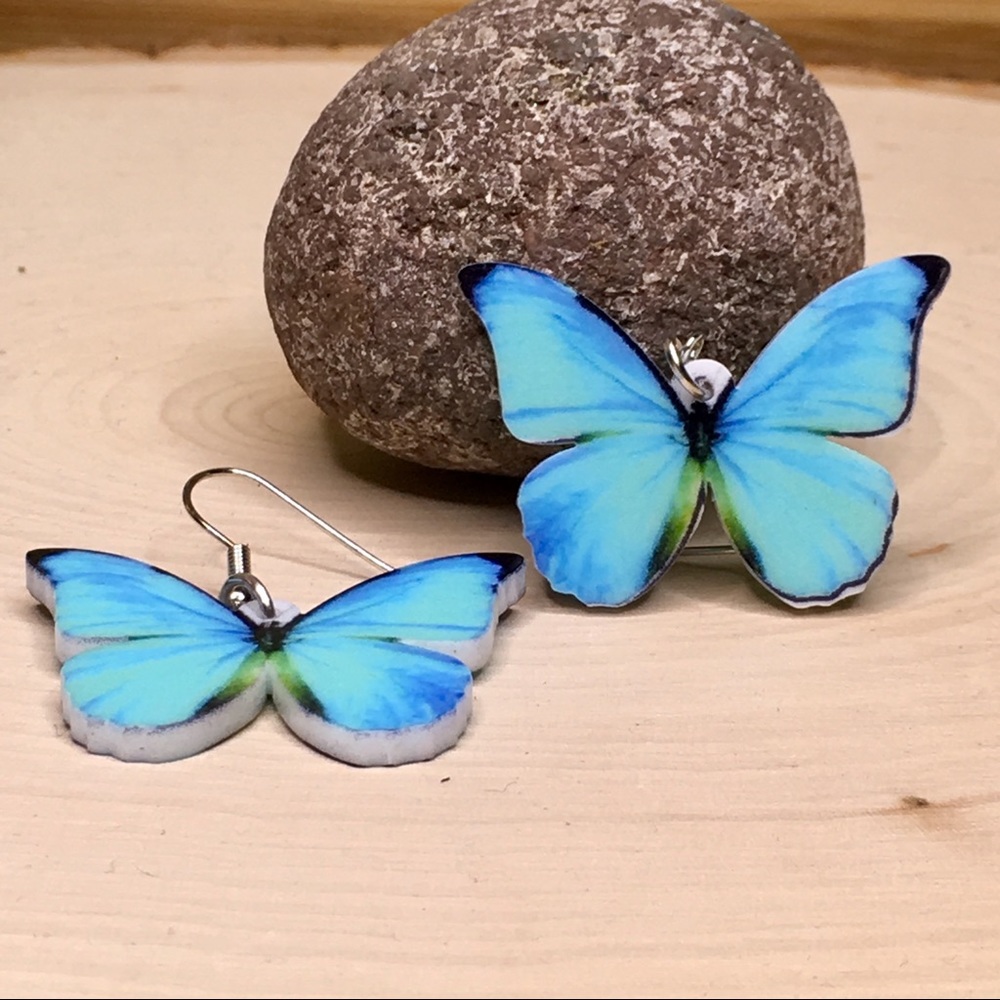 Blue Butterfly Acrylic Earrings - Picture 5 of 7
